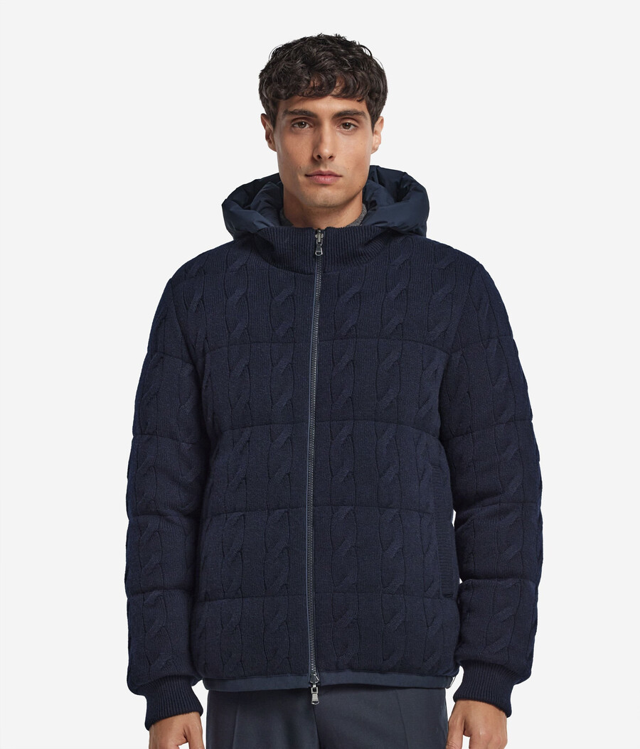 chaqueta de plumón reversible con punto trenzado de cachemira