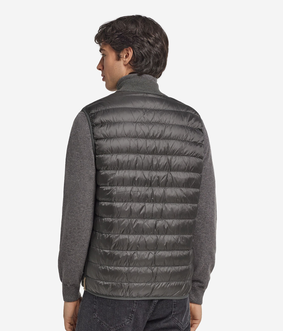 chaleco reversible de plumón y cachemira