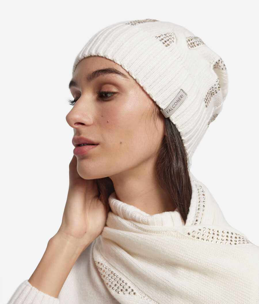 gorro de cachemira ultrasuave con punto trenzado y pedrería