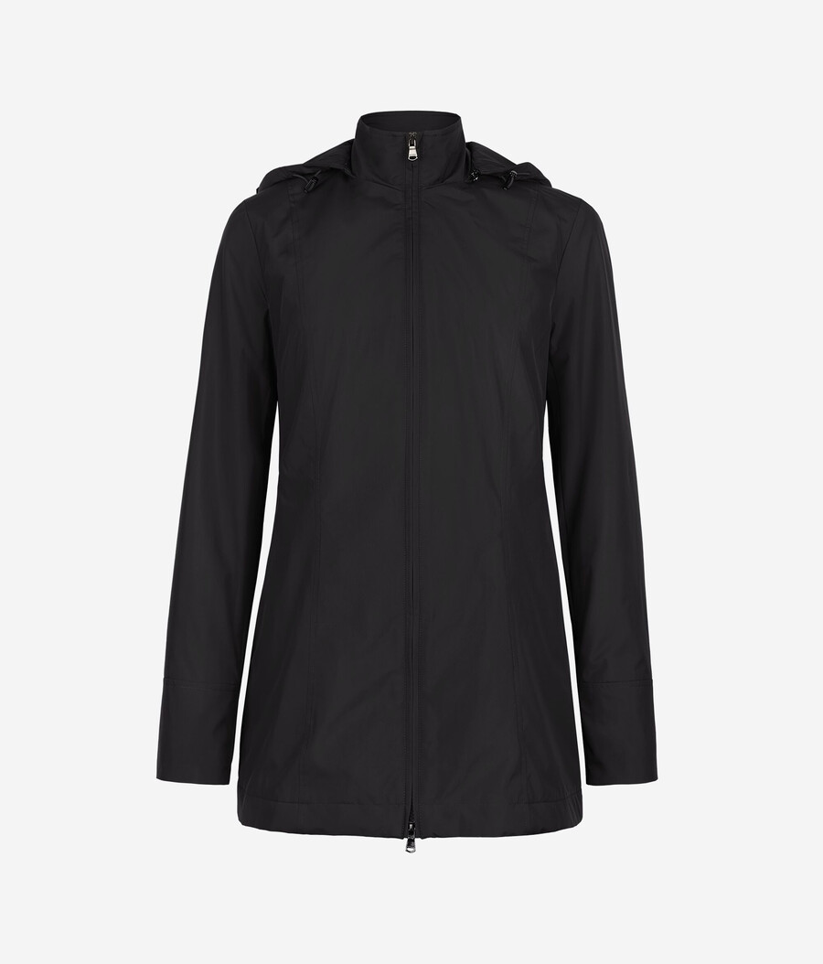 chaqueta técnica con capucha
