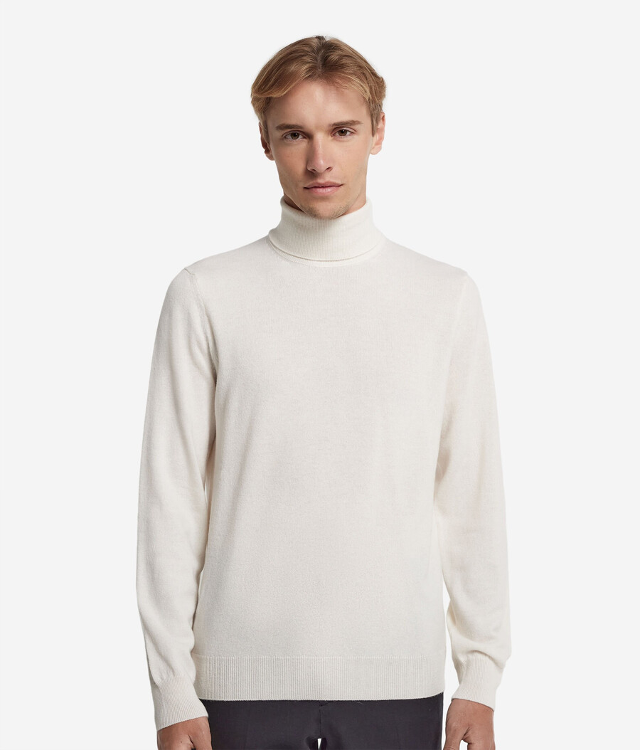 suéter de cuello alto de cachemira ultrasuave