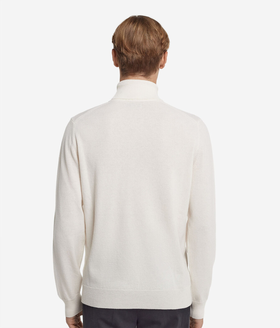 suéter de cuello alto de cachemira ultrasuave