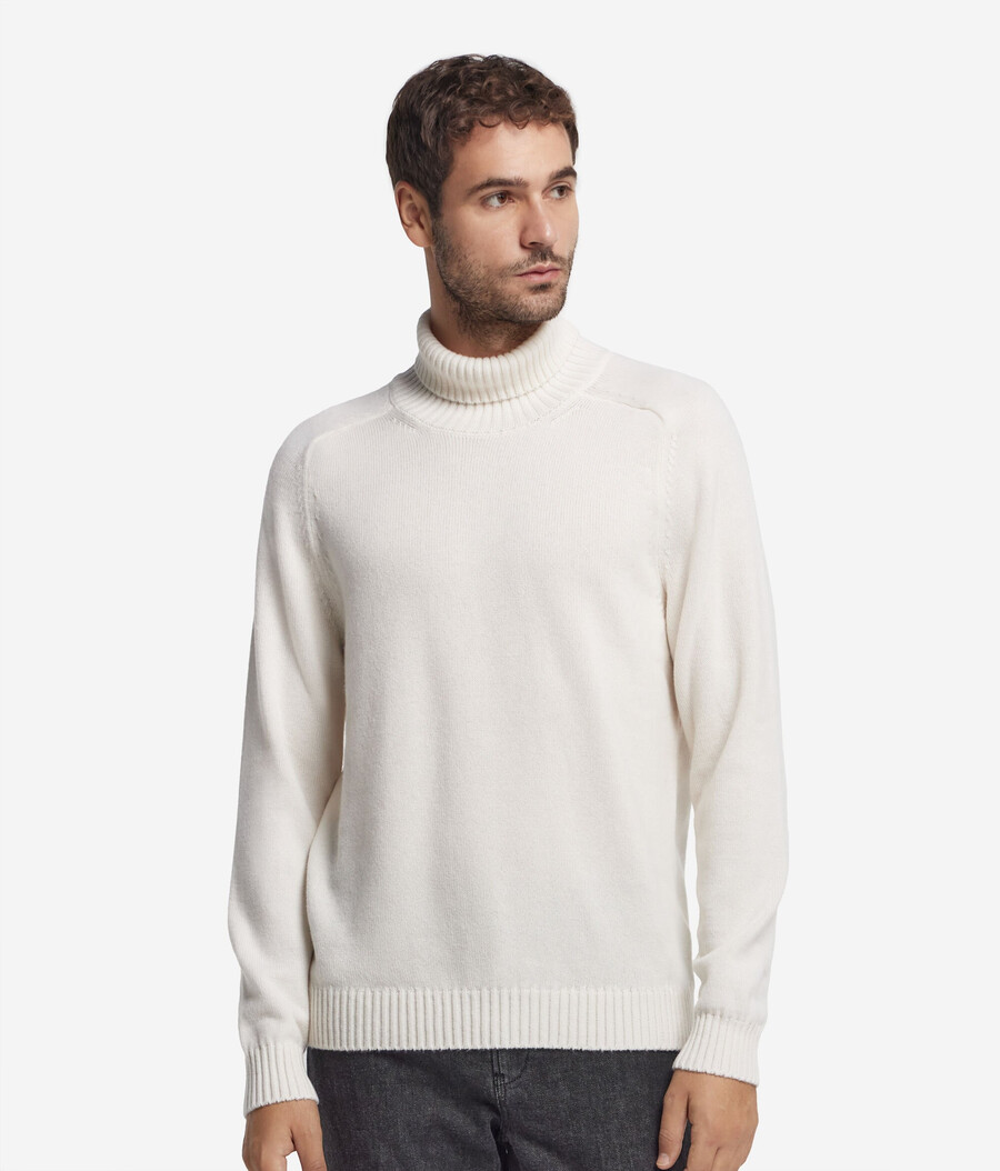 suéter de cuello alto de cachemira ultrasuave