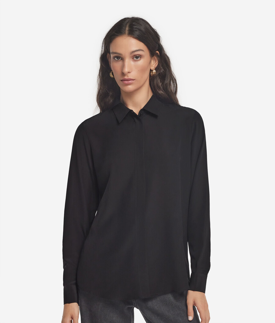 camisa de cuello de seda