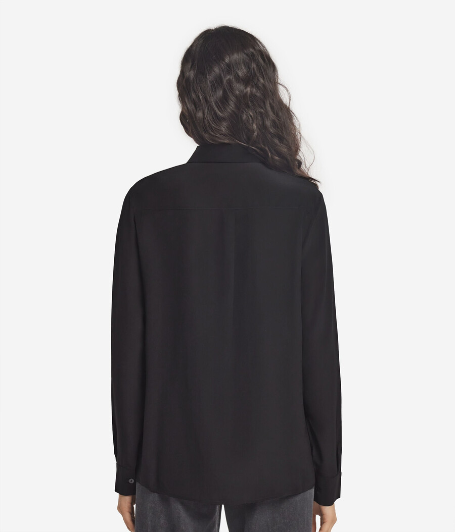 camisa de cuello de seda