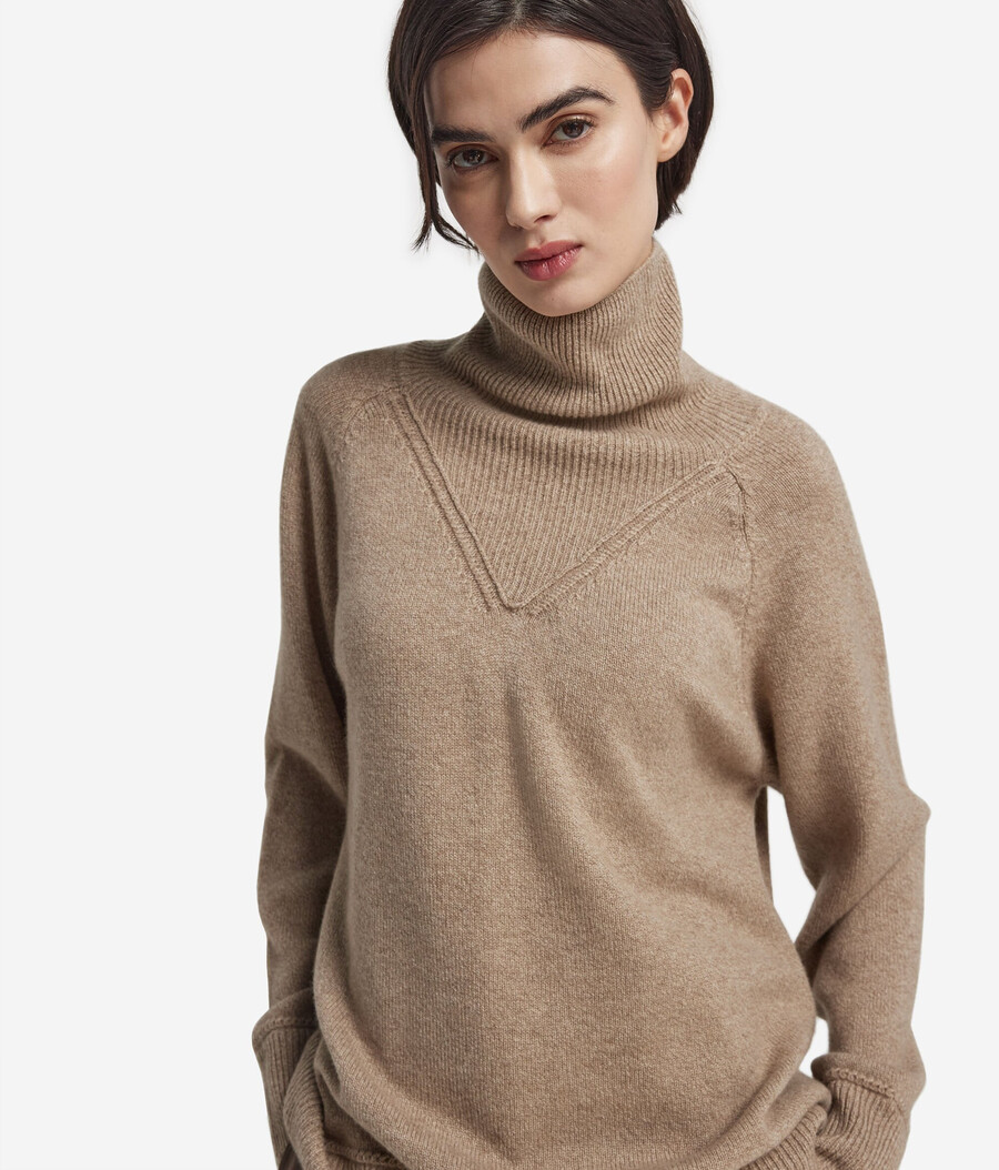 jersey de cuello alto de cachemira ultrasuave sin teñir con puntada de cable