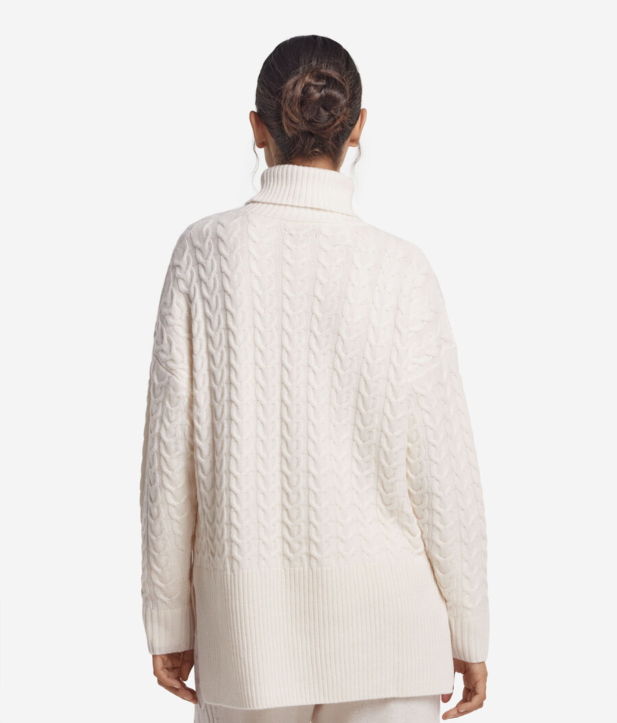 jersey de cuello alto con punto de cable de cachemira ultrasuave