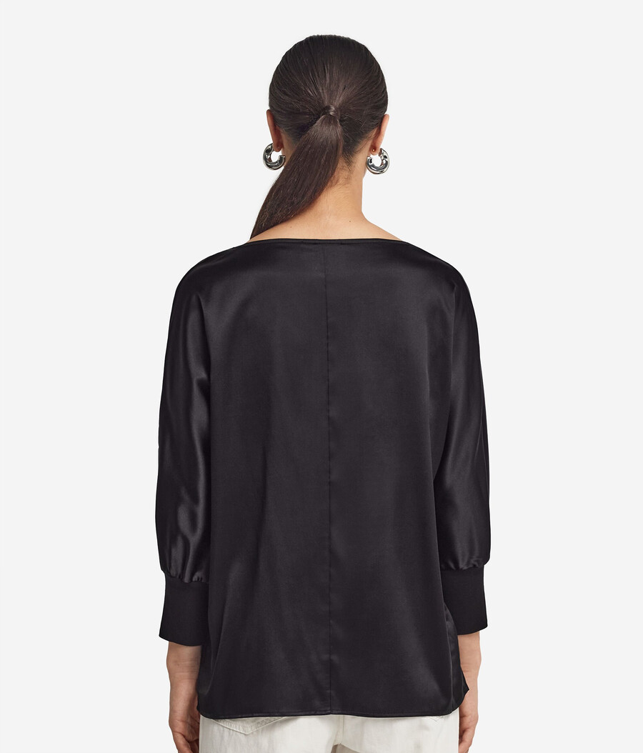 jersey de satén de seda con cuello redondo