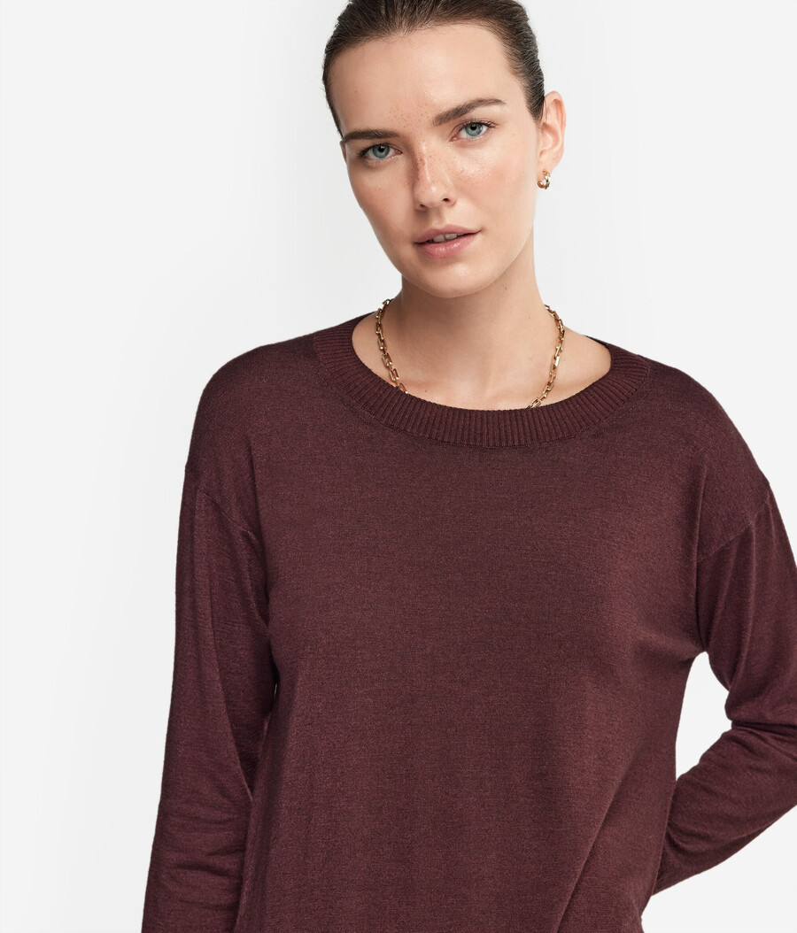 jersey de cachemira con cuello redondo y aberturas