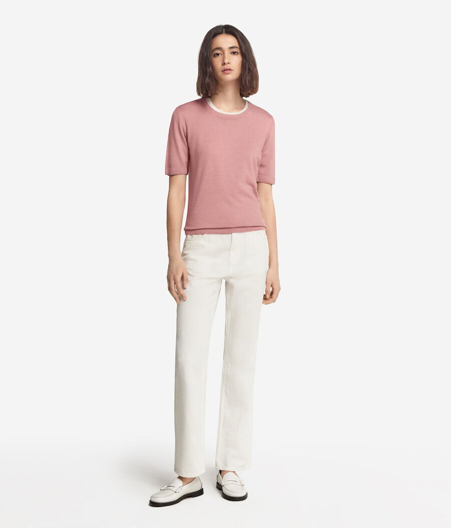 top de cachemira ultrafina con cuello redondo y manga corta