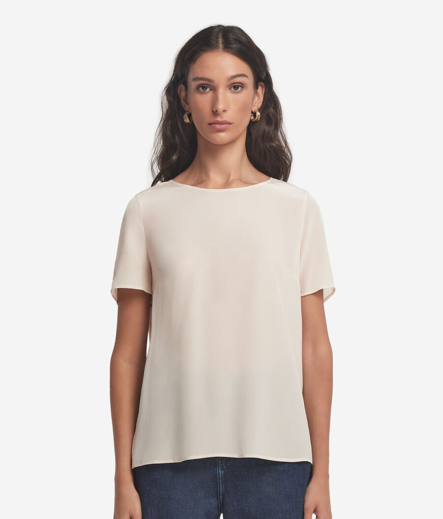 camiseta de seda con cuello redondo
