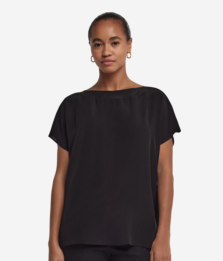 camiseta de cuello barco de seda y modal