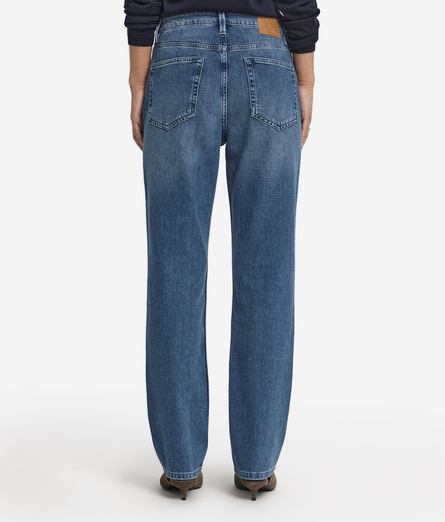pantalones de cachemira y mezclilla